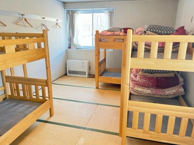 Kusatsu Kogen Youth Hostel Экстерьер фото